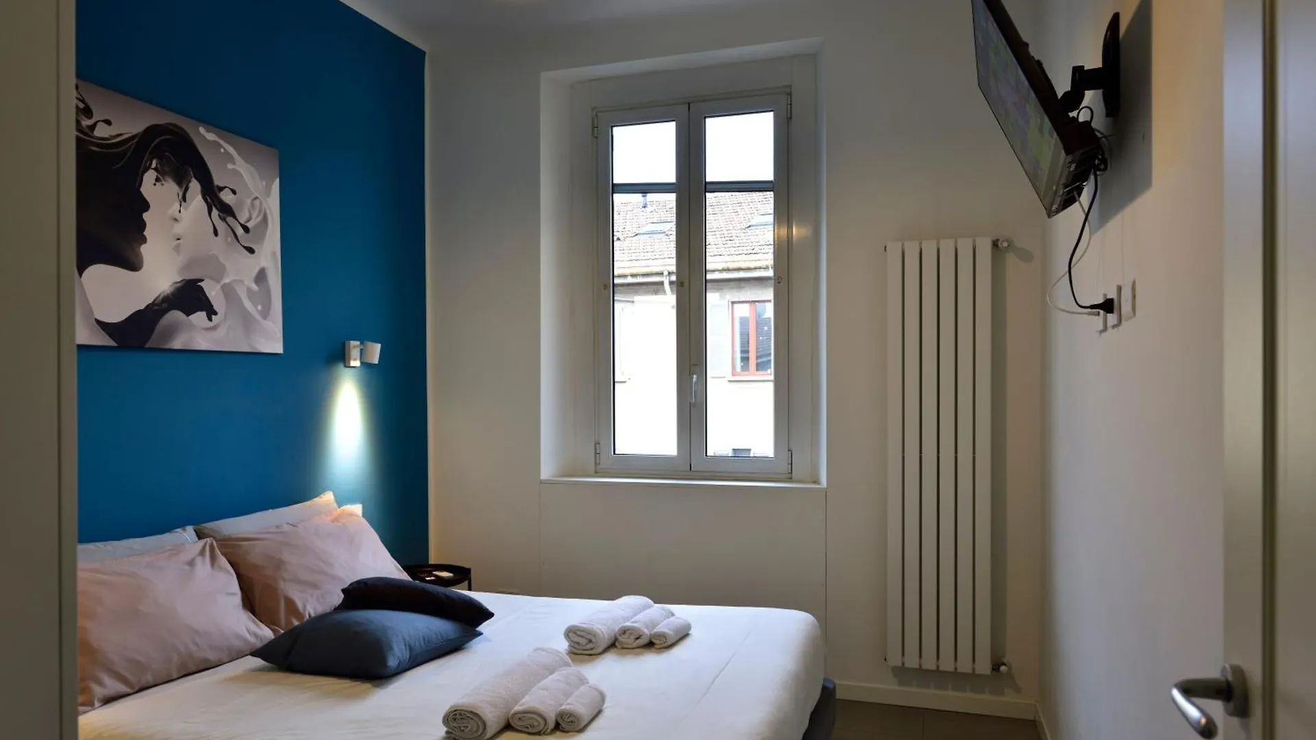 Studio Donatello Mediolan 0*,